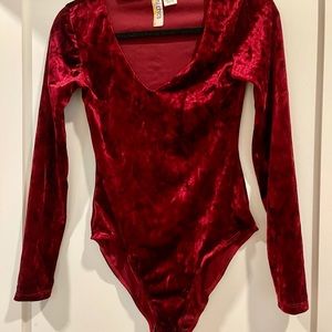 *WORN ONCE* Nordstrom red velvet bodysuit